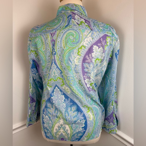LAUREN, RALPH LAUREN Plus Lightweight Long-Sleeve Paisley Button Down | Size 1X - Picture 7 of 14